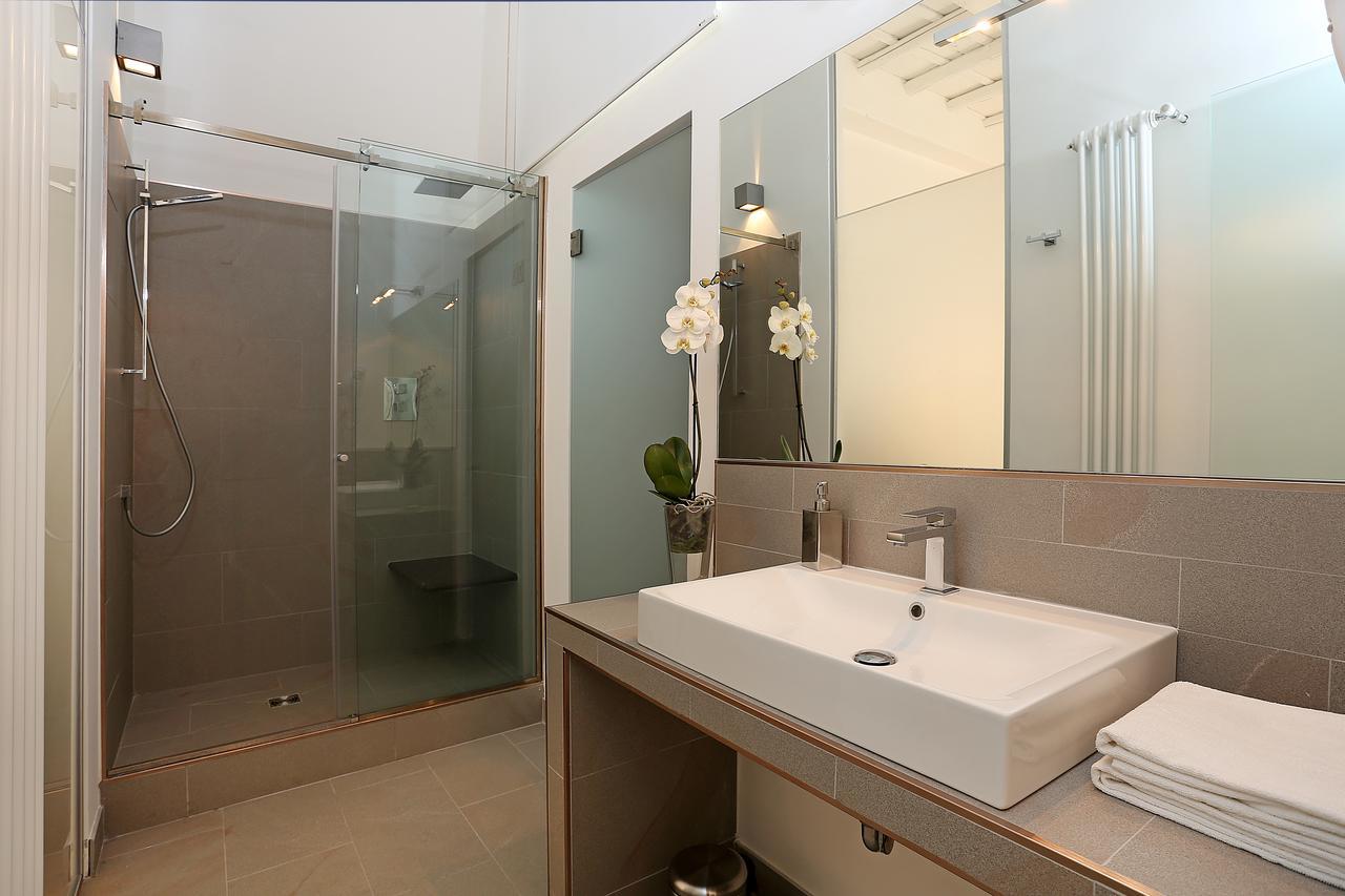 Bed and Breakfast Domus Croce Рим Екстер'єр фото